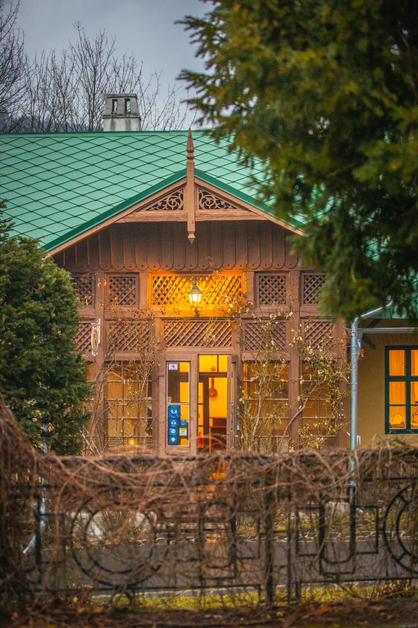 Вилла Sovi Dom - Owl House Svaty Anton Экстерьер фото