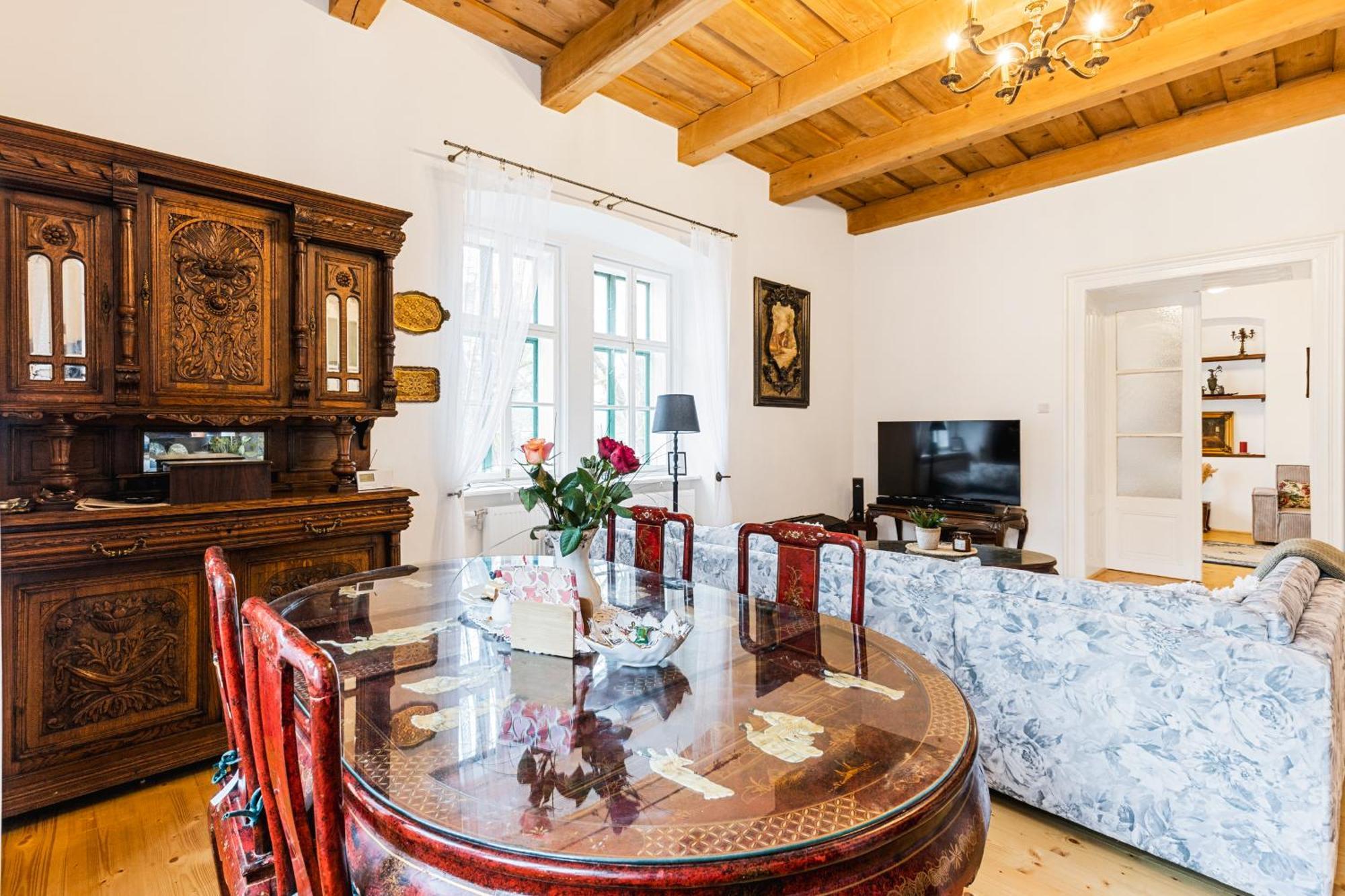 Sovi Dom- Historicke Apartmany Z 19 Storocia, 4Km Od Banskej Stiavnice Svaty Anton Экстерьер фото